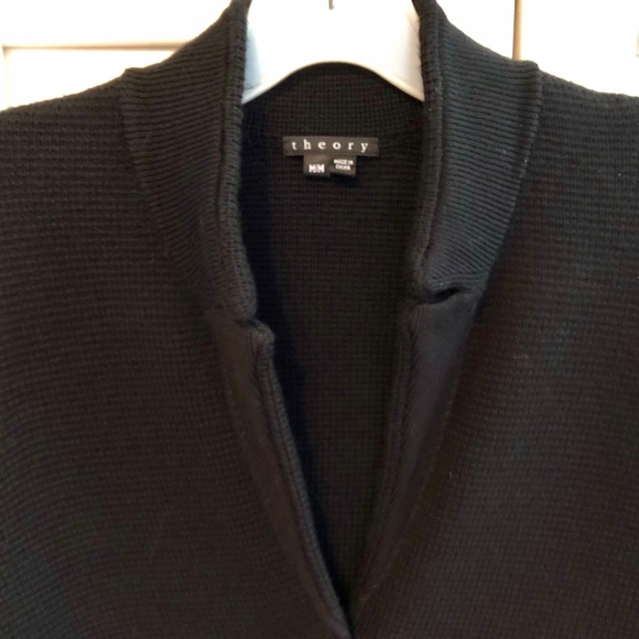❤️THEORY black sweater/jacket in new condition! - Picture 2 of 9